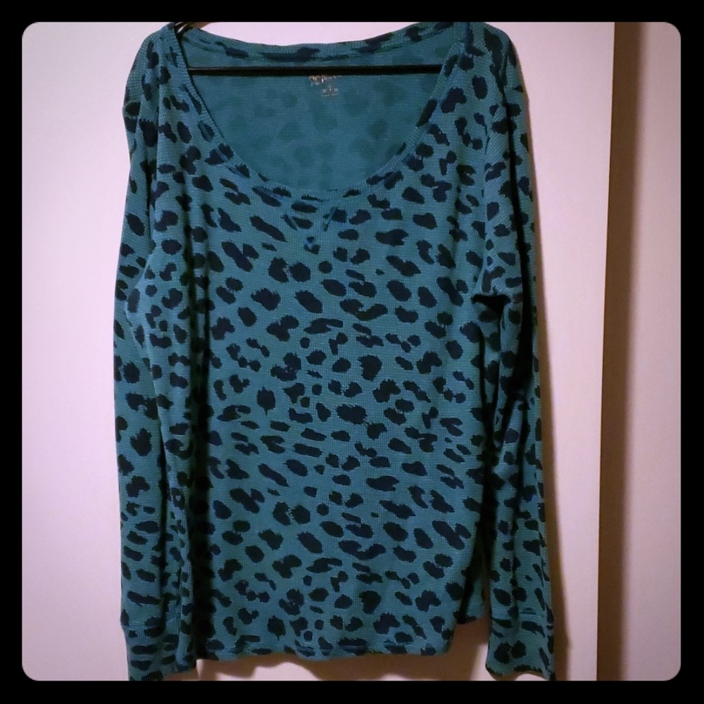 Womans long sleeve thermal